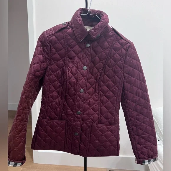 Burberry Diamond Quilted Jacket XS Maroon/Burgundy/Magenta